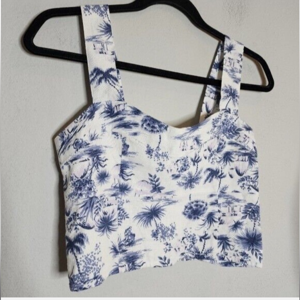 Abercrombie & Fitch Navy and White Tropical Crop Top